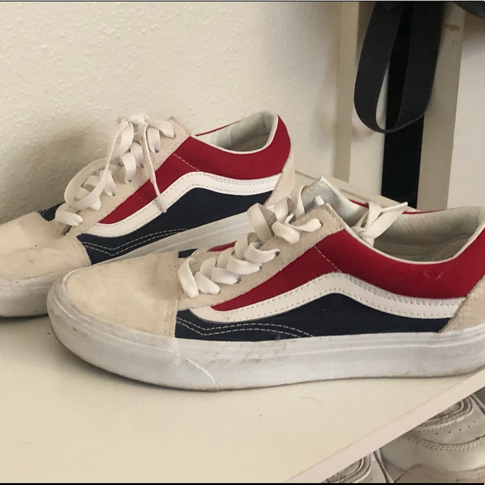 Retro Old Skool Vans ❤️🤍💙